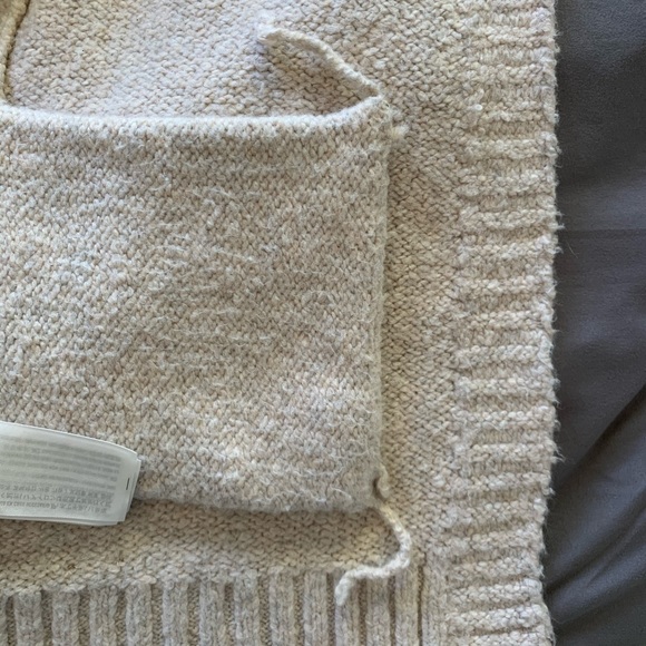 Knit Hollister Cardigan Sweater - Picture 4 of 5